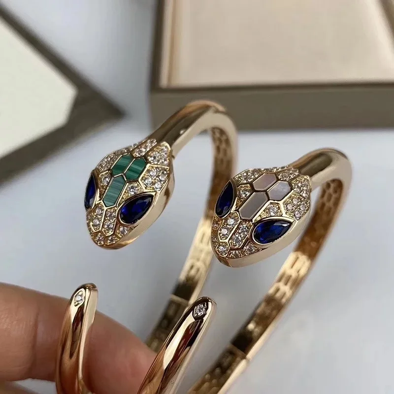 Fashion Classic Lady Charm Snake Bracelet Original High-Quality Jewelry Mother Or Girlfriend Temperament Party Birthday Gift
Fashion Classic Lady Charm Snake Bracelet Original High-Quality Jewelry Mother Or Girlfriend Temperament Party Birthday Gift