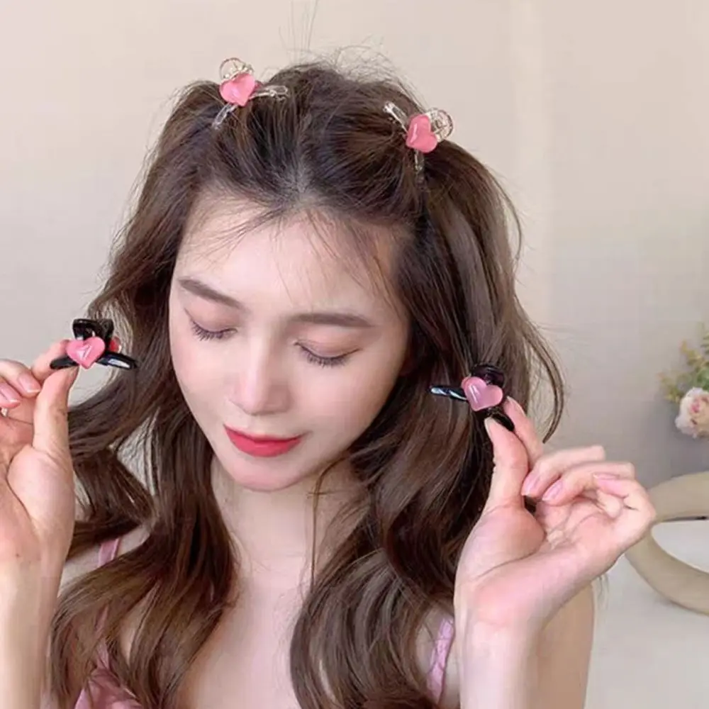 Vintage Sweet Hair Claw Luxury Elegant Shark Clip Temperament All-match Heart Hairpin For Women Girls
Vintage Sweet Hair Claw Luxury Elegant Shark Clip Temperament All-match Heart Hairpin For Women Girls