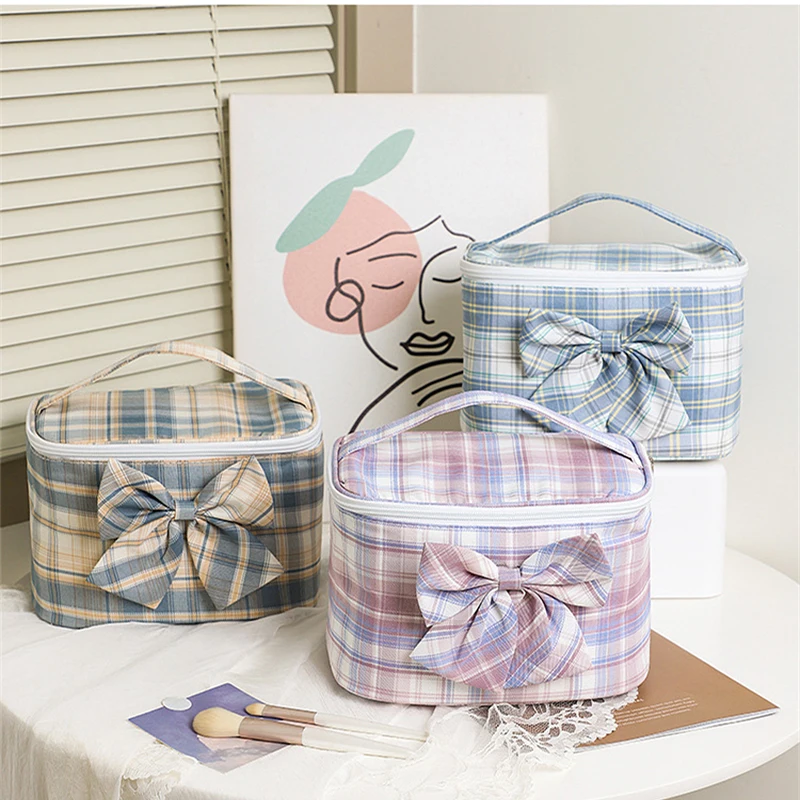 INS Large Capacity Lattice Cosmetic Bag Waterproof Portable Multifunction Travel Wash Organizer Zipper Makeup Tool Storage Pack
INS Large Capacity Lattice Cosmetic Bag Waterproof Portable Multifunction Travel Wash Organizer Zipper Makeup Tool Storage Pack
