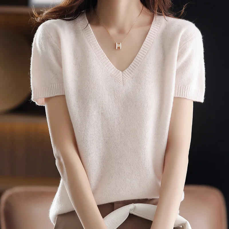 2022 NEW FASHION WOMEN Summer V-neck solid color new short-sleeved all-match casual top 2022
2022 NEW FASHION WOMEN Summer V-neck solid color new short-sleeved all-match casual top 2022