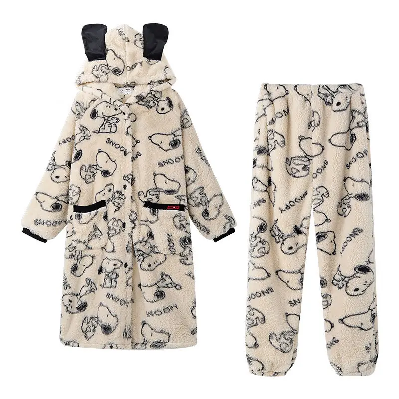 New Snoopy Pajamas Kawaii Winter Cartoon Coral Velvet Hooded Pajamas Cute Girls Home Warm Pajamas Set Couple Gift
New Snoopy Pajamas Kawaii Winter Cartoon Coral Velvet Hooded Pajamas Cute Girls Home Warm Pajamas Set Couple Gift