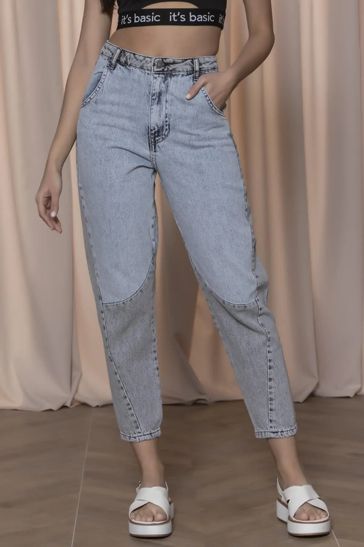 Женские джинсы, Длинные прямые брюки с высокой талией, на молнии
Женские джинсы, Длинные прямые брюки с высокой талией, на молнии