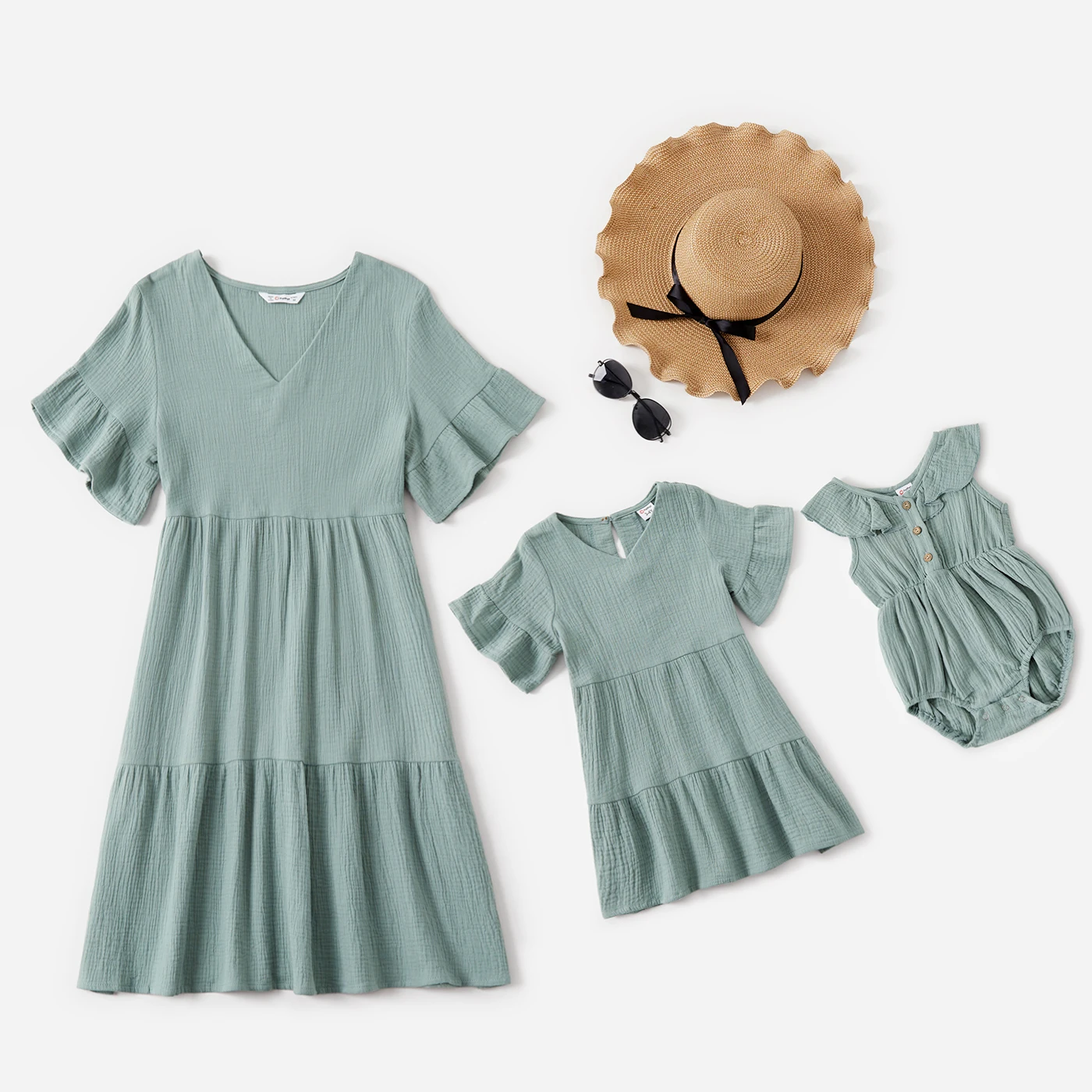PatPat 100% Cotton Family Matching Outfits Dress Mother and Daughter Solid White Ruffle Cuff Matching Midi Dresses
PatPat 100% Cotton Family Matching Outfits Dress Mother and Daughter Solid White Ruffle Cuff Matching Midi Dresses