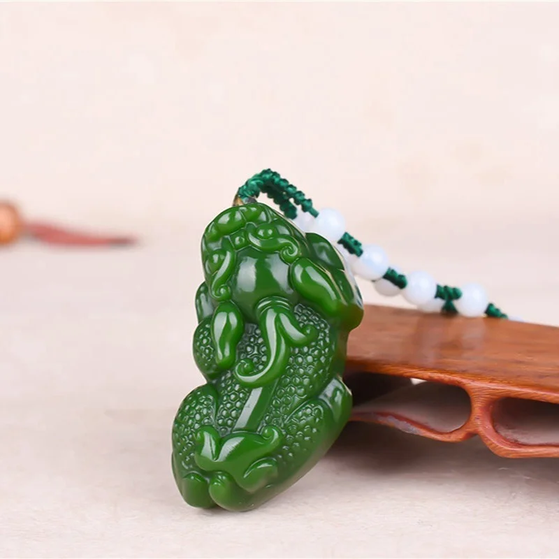 Natural Green Jade Pixiu Pendant Necklace Jadeite Hand-Carved Fashion Jewelry Charm Amulet Chinese Crafts Gifts for Men Women
Natural Green Jade Pixiu Pendant Necklace Jadeite Hand-Carved Fashion Jewelry Charm Amulet Chinese Crafts Gifts for Men Women