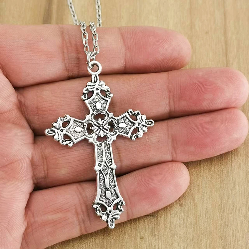 Big Cross Pendant Necklace for Women Men Goth Gothic Neck Necklaces Vintage Choker Medieval Edgy Jewelry Accessories Aesthetic
Big Cross Pendant Necklace for Women Men Goth Gothic Neck Necklaces Vintage Choker Medieval Edgy Jewelry Accessories Aesthetic