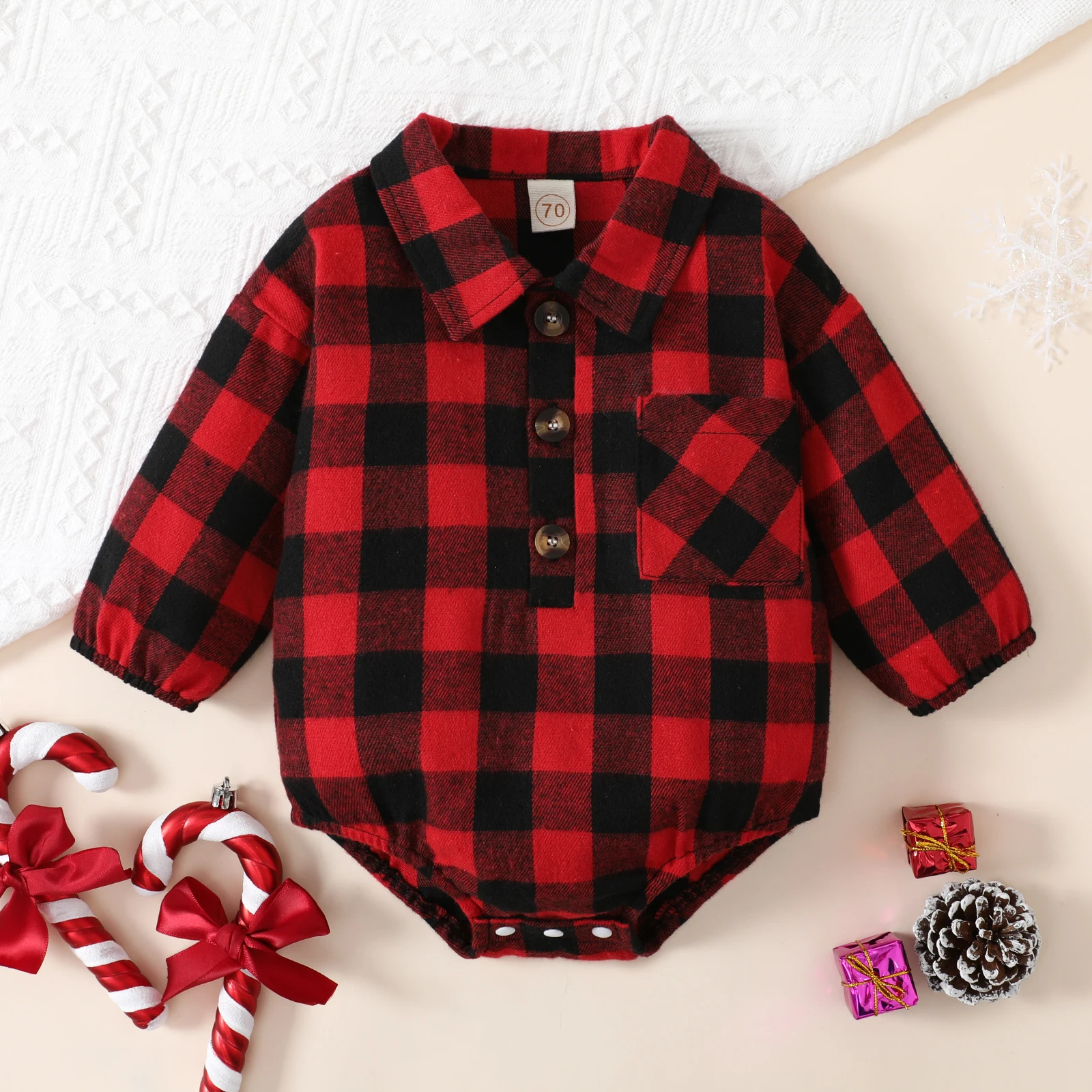 Baby Romper Plaid Santa Claus Lapel Long Sleeve Bodysuit with Buttons and Pocket for Boys 0-18 Months
Baby Romper Plaid Santa Claus Lapel Long Sleeve Bodysuit with Buttons and Pocket for Boys 0-18 Months