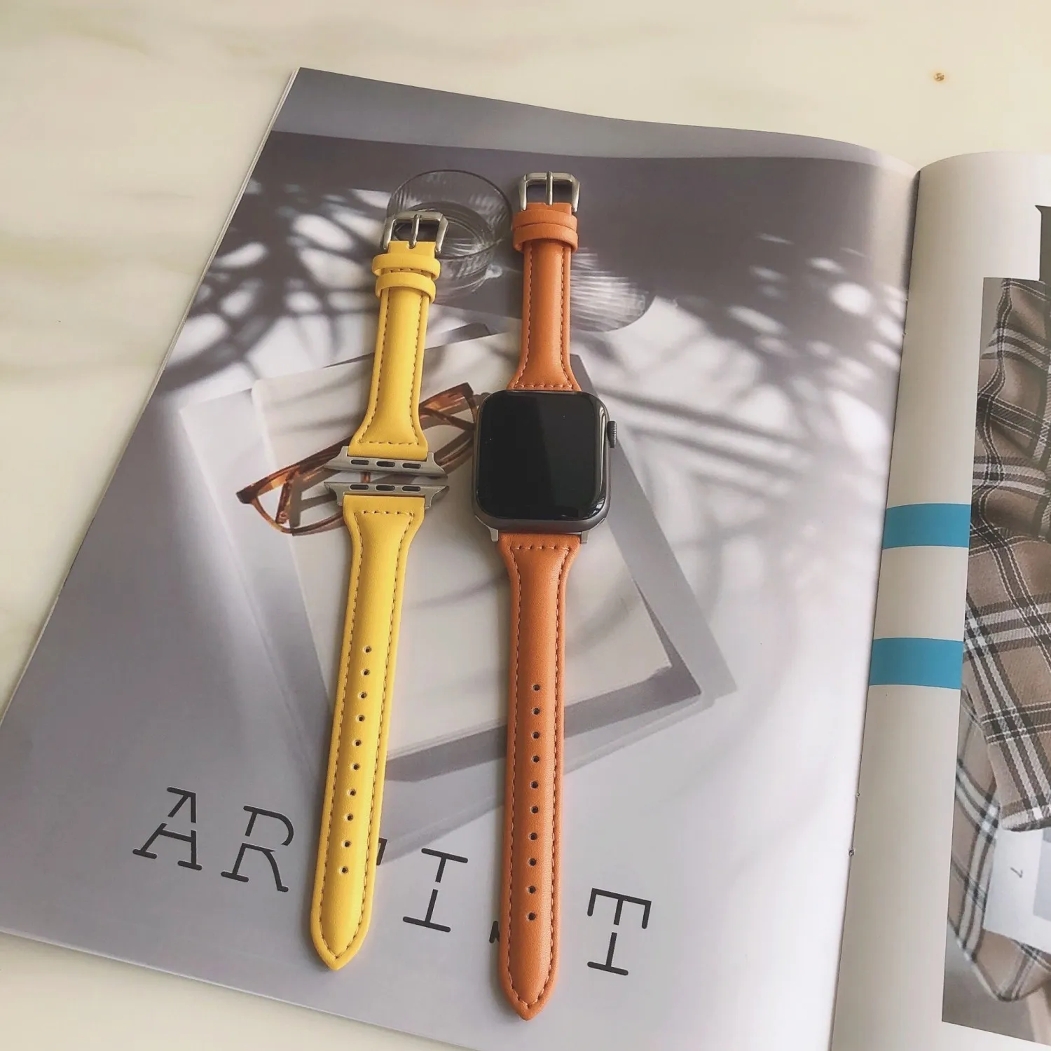 Smart Watch Strap for Apple Watch Band 40mm 44mm 38mm 42mm Series SE 654321 Woman Leather Watch Band
Smart Watch Strap for Apple Watch Band 40mm 44mm 38mm 42mm Series SE 654321 Woman Leather Watch Band