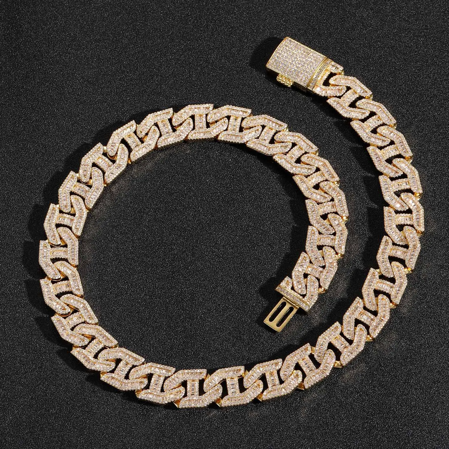 Iced Out CZ Stone Men jewelry Hip Hop Micro Pave 17mm Cuban Link Chain High Quality Heavy Chunky Necklace
Iced Out CZ Stone Men jewelry Hip Hop Micro Pave 17mm Cuban Link Chain High Quality Heavy Chunky Necklace