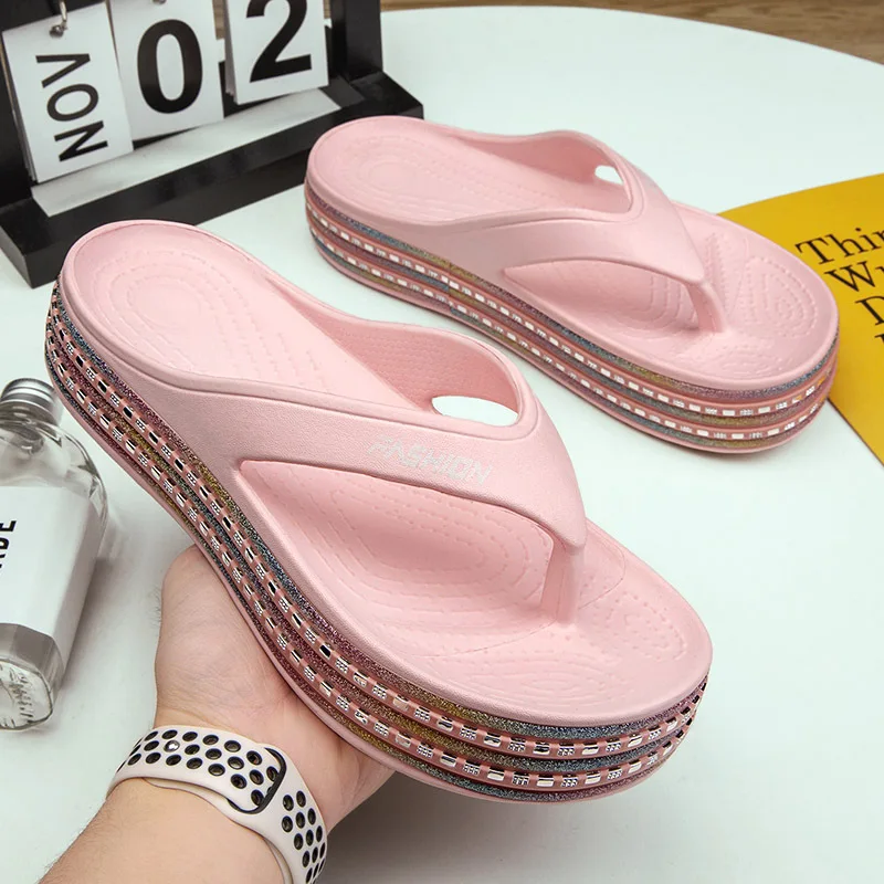 Platform Sandals Women Thick Bottom Beach Shoes 2022 Summer Casual Fashion Women Slippers Non-slip Outer Wear Flip-flops
Platform Sandals Women Thick Bottom Beach Shoes 2022 Summer Casual Fashion Women Slippers Non-slip Outer Wear Flip-flops