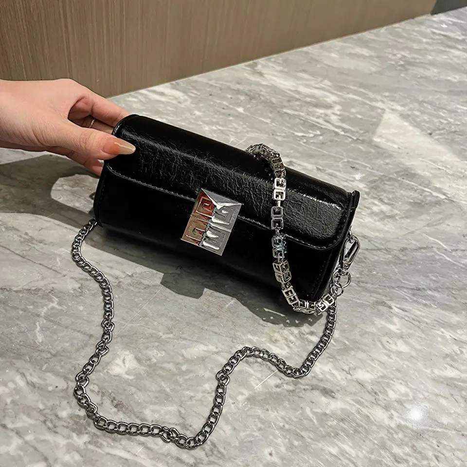 Модные роскошные дизайнерские сумки через плечо, женские сумки на цепочке, квадратная сумка с металлическим замком, декоративная сумка через плечо с клапаном, Повседневная сумка-мессенджер
Модные роскошные дизайнерские сумки через плечо, женские сумки на цепочке, квадратная сумка с металлическим замком, декоративная сумка через плечо с клапаном, Повседневная сумка-мессенджер