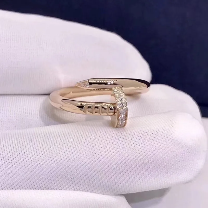 2023 New Trend S925 Silver Women's Fashion Luxury Ring Couple High Quality Jewelry
2023 New Trend S925 Silver Women's Fashion Luxury Ring Couple High Quality Jewelry