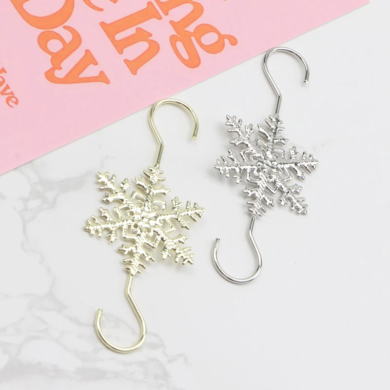 Christmas Wreath Hooks Metal Decorations Hook Christmas Tree Decorations Party Supplies Hanging Pendant Storage Hook Iron Hange
Christmas Wreath Hooks Metal Decorations Hook Christmas Tree Decorations Party Supplies Hanging Pendant Storage Hook Iron Hange