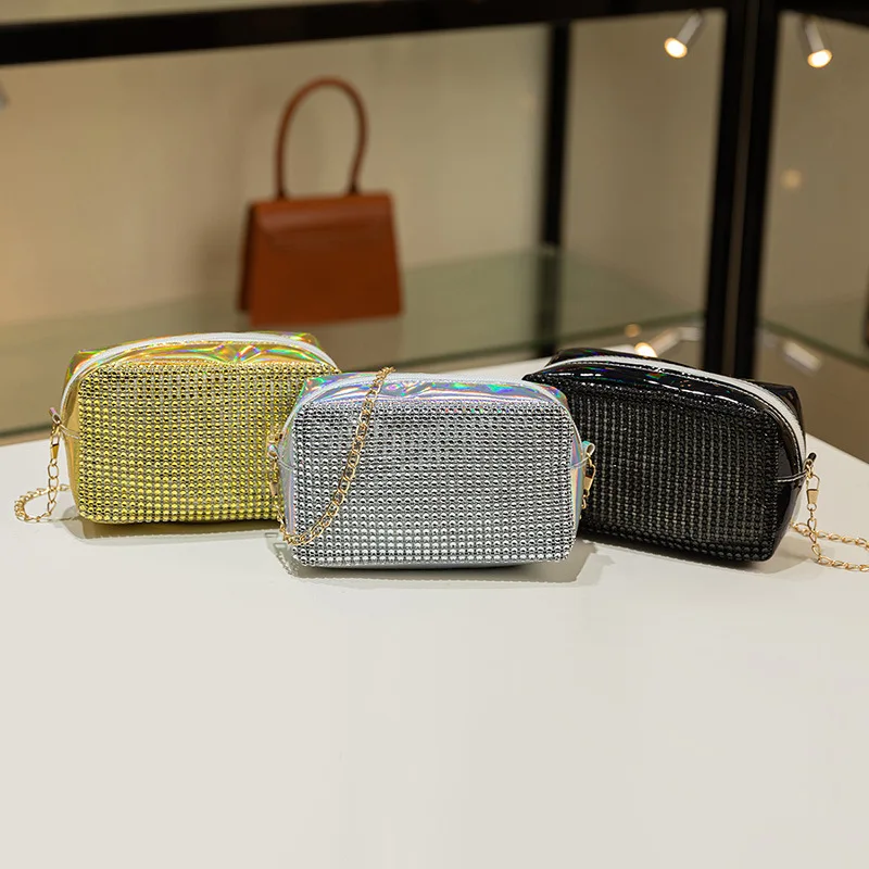Fashion Women Shiny Mini Crossbody Messenger Bags New Chain Ladies Shoulder Mobile Phone Bags Female Handbags Purses
Fashion Women Shiny Mini Crossbody Messenger Bags New Chain Ladies Shoulder Mobile Phone Bags Female Handbags Purses