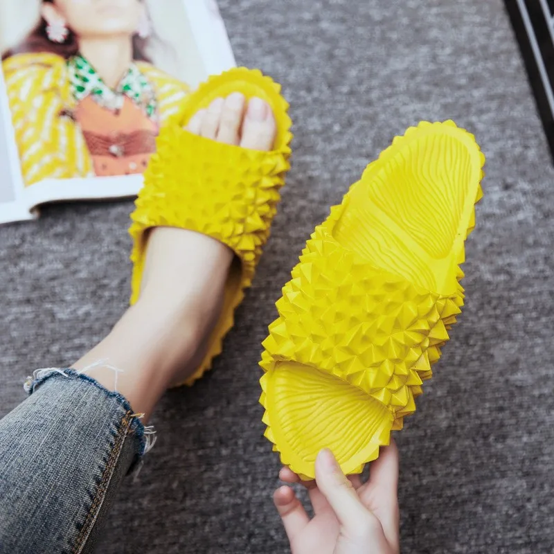 Summer Funny Slides Children Cute Durian Fashion Women Slippers Matching Outfit for Family Female Sandals Outdoor Beach Shoes
Summer Funny Slides Children Cute Durian Fashion Women Slippers Matching Outfit for Family Female Sandals Outdoor Beach Shoes