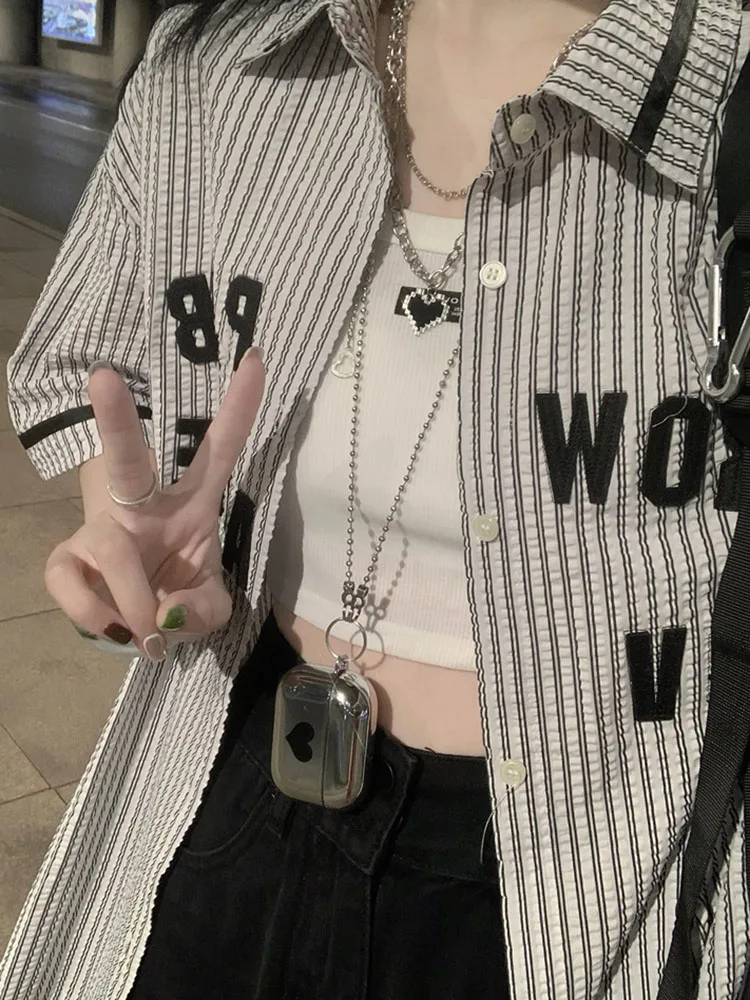 Grunge Striped Loose Shirt Women 2023 Spring Fashion Streetwear Turn-down Collar Blouse All Match Harajuku Blusas Camisas Mujer
Grunge Striped Loose Shirt Women 2023 Spring Fashion Streetwear Turn-down Collar Blouse All Match Harajuku Blusas Camisas Mujer