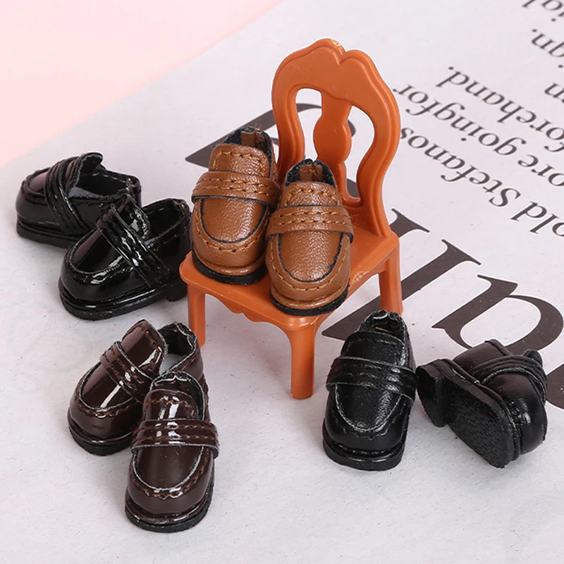 1 Pair 1:12 BJD Doll Shoes OB11 Doll Shoes Leather Mini Uniform Shoes Student Shoes Doll Decor Accessories
1 Pair 1:12 BJD Doll Shoes OB11 Doll Shoes Leather Mini Uniform Shoes Student Shoes Doll Decor Accessories
