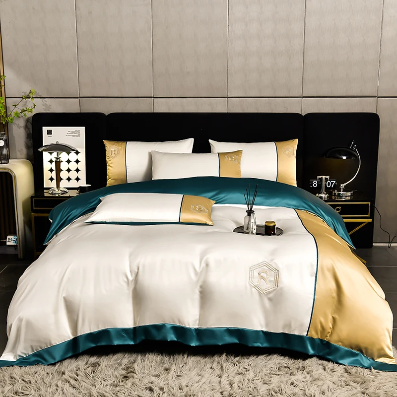 Fashion Silk Wash Embroidery 4 Pieces Bedding Set High Quality Comforter HomeTextile Aesthetic Bedspread Mattress Cover Queen
Fashion Silk Wash Embroidery 4 Pieces Bedding Set High Quality Comforter HomeTextile Aesthetic Bedspread Mattress Cover Queen