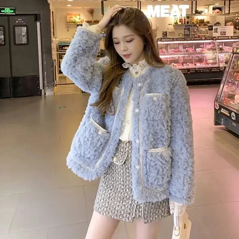 Korean Lamb Wool Jackets Women All-Match Loose Furry Coat Ladies Fashion Pockets Warm Plush Coats
Korean Lamb Wool Jackets Women All-Match Loose Furry Coat Ladies Fashion Pockets Warm Plush Coats