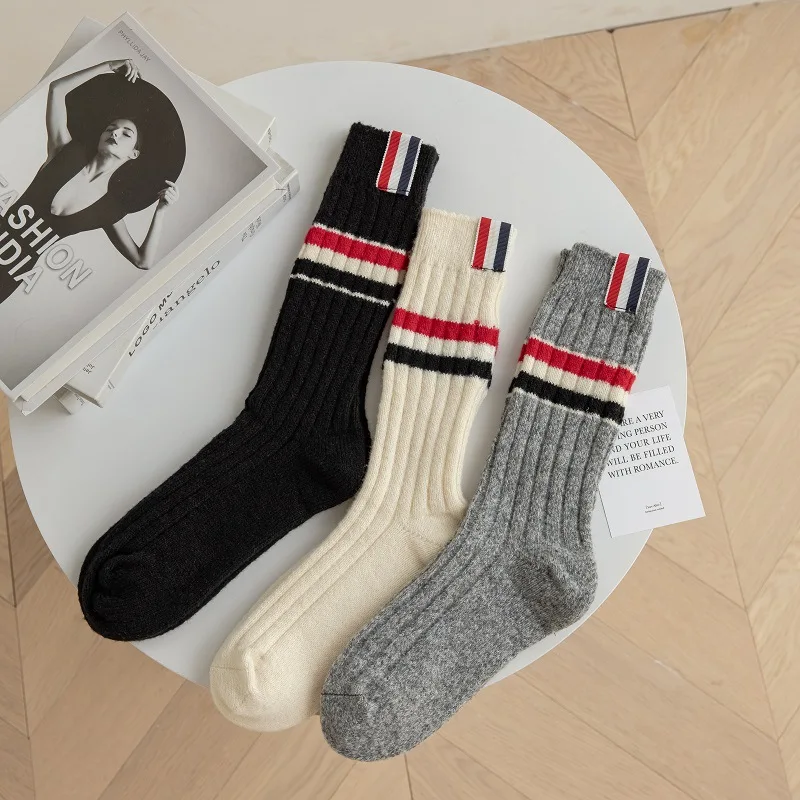 Wool Velvet Socks Women's Warm Medium Tube Woman Clothes Stripe Kawaii Thicken Cute Autumn Winter Loose College Style Hosiery
Wool Velvet Socks Women's Warm Medium Tube Woman Clothes Stripe Kawaii Thicken Cute Autumn Winter Loose College Style Hosiery