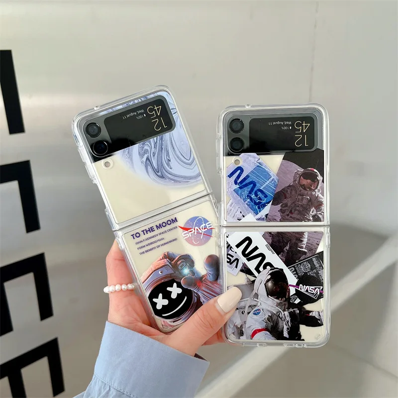 Cartoon Astronaut Phone Case for Samsung Galaxy Z Flip3 5g Hard PC Back Cover Suitable for Z Flip 3 Protective Case
Cartoon Astronaut Phone Case for Samsung Galaxy Z Flip3 5g Hard PC Back Cover Suitable for Z Flip 3 Protective Case