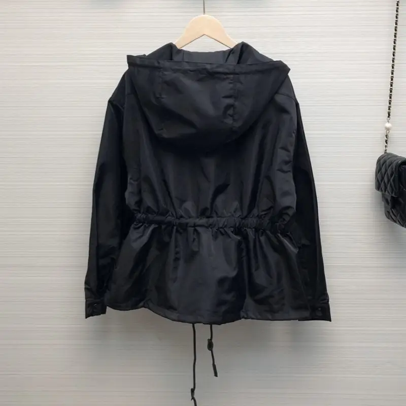 Black Women's Jacket 2022 New Spring Autumn Hooded Fashion Waist Nylon Fabric Solid Color Ladies Top
Black Women's Jacket 2022 New Spring Autumn Hooded Fashion Waist Nylon Fabric Solid Color Ladies Top