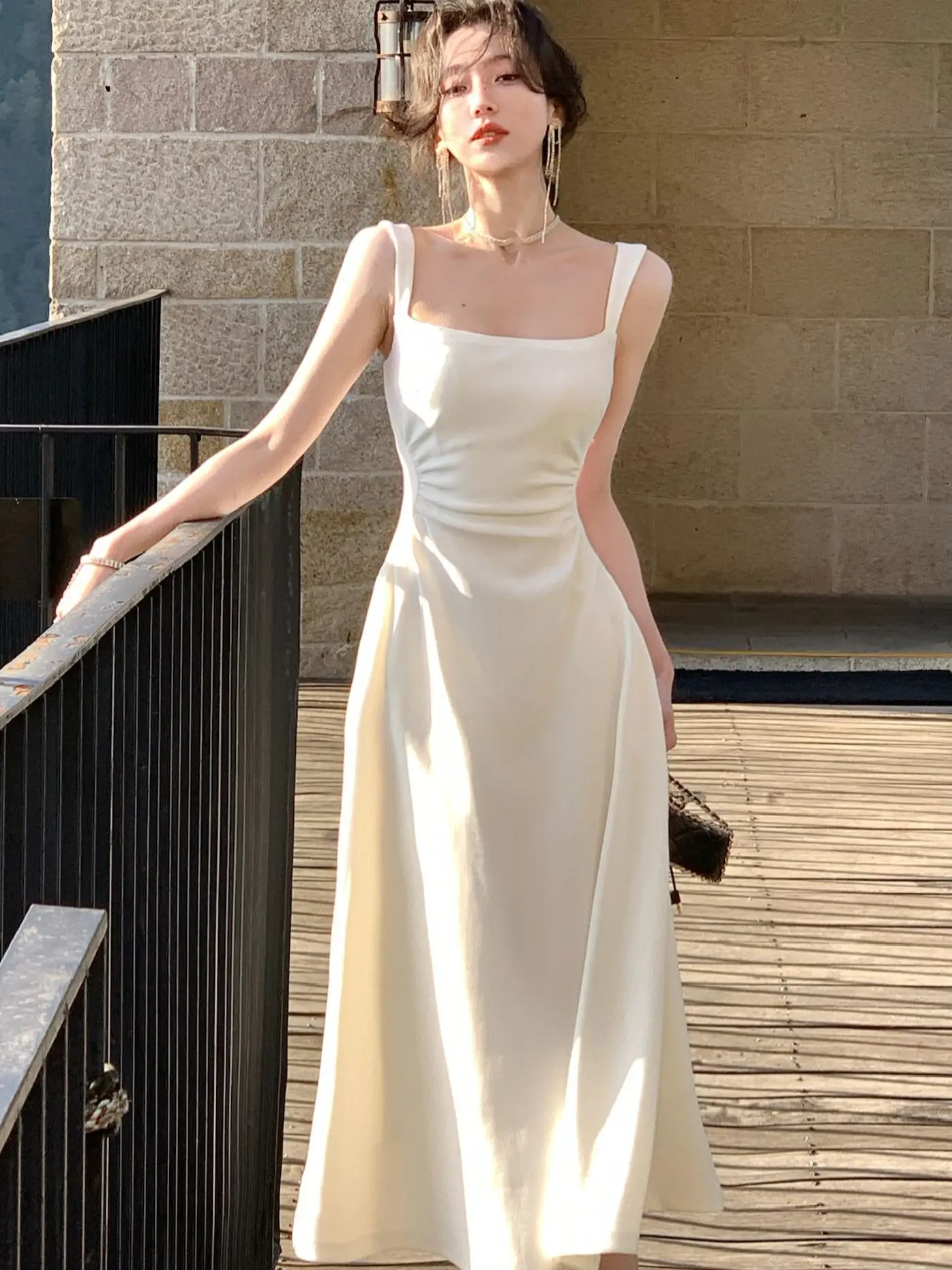 2023 Summer Women Elegent New French White Black Party Prom Midi Dress Female Sexy Fashion Slim Clothes Vestidos Robe
2023 Summer Women Elegent New French White Black Party Prom Midi Dress Female Sexy Fashion Slim Clothes Vestidos Robe