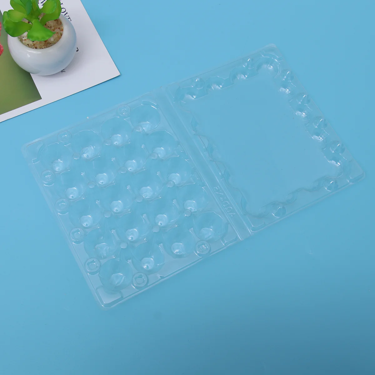 50pcs 20 Grids Quail Egg Tray Plastic Transparent Egg Dispenser Holder Egg Container Packaging Box 
50pcs 20 Grids Quail Egg Tray Plastic Transparent Egg Dispenser Holder Egg Container Packaging Box