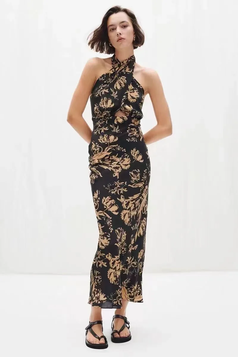 Women Cross Halter Neck Sleeveless Floral Printed Elegant Fashion Silk Maxi Dress
Women Cross Halter Neck Sleeveless Floral Printed Elegant Fashion Silk Maxi Dress