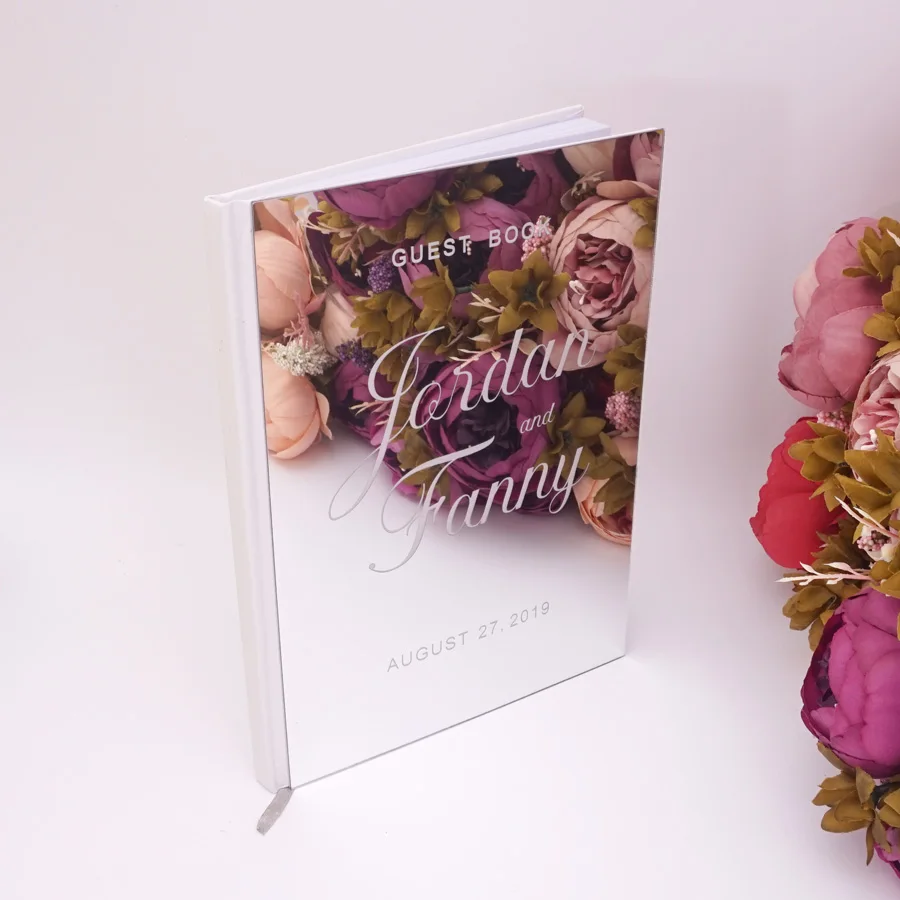 Personalized Mirror Acrylic Cover Wedding Guest Book White Blank Inner Page Custom Couple Names Wedding Souvenirs Gift 26x19cm
Personalized Mirror Acrylic Cover Wedding Guest Book White Blank Inner Page Custom Couple Names Wedding Souvenirs Gift 26x19cm