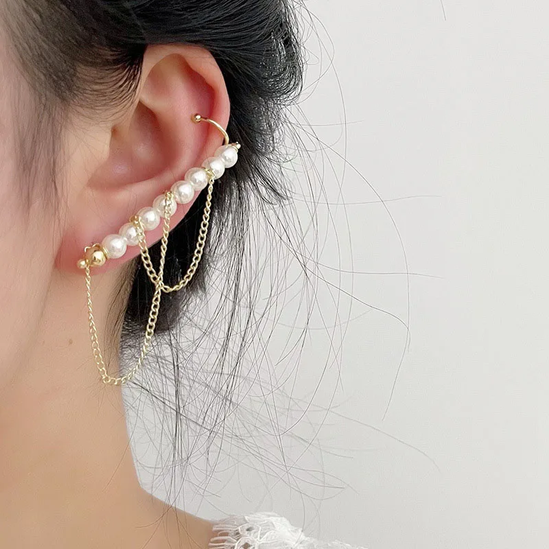 New Asymmetrical Gold Metal Chain Tassel Pearl Beads Bar Shape Cuff Earrings For Women Sweet Fashion Design Ear Jewelry Gift 
New Asymmetrical Gold Metal Chain Tassel Pearl Beads Bar Shape Cuff Earrings For Women Sweet Fashion Design Ear Jewelry Gift