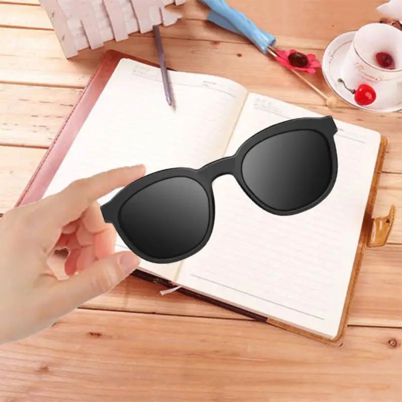 Lightweight -compatible Sunglasses Intelligent Music Headset Bone Conduction Touch Control Portable 2 In 1 Sweat Proof
Lightweight -compatible Sunglasses Intelligent Music Headset Bone Conduction Touch Control Portable 2 In 1 Sweat Proof