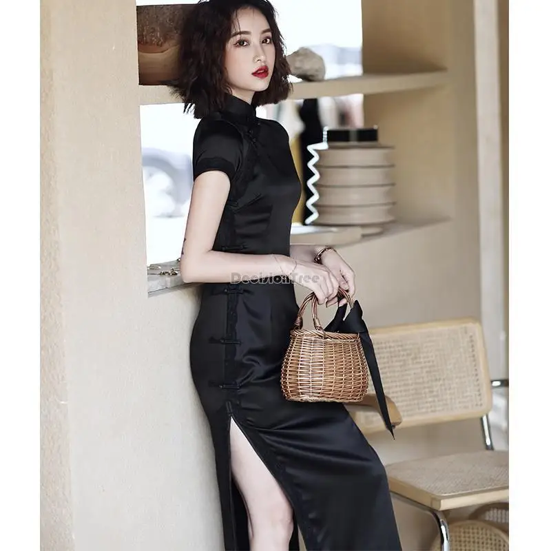 2023 китайский стиль cheongsam ретро короткий рукав черный длинный стиль женское сексуальное элегантное платье для похудения новое летнее Повседневное платье qipao s59
2023 китайский стиль cheongsam ретро короткий рукав черный длинный стиль женское сексуальное элегантное платье для похудения новое летнее Повседневное платье qipao s59