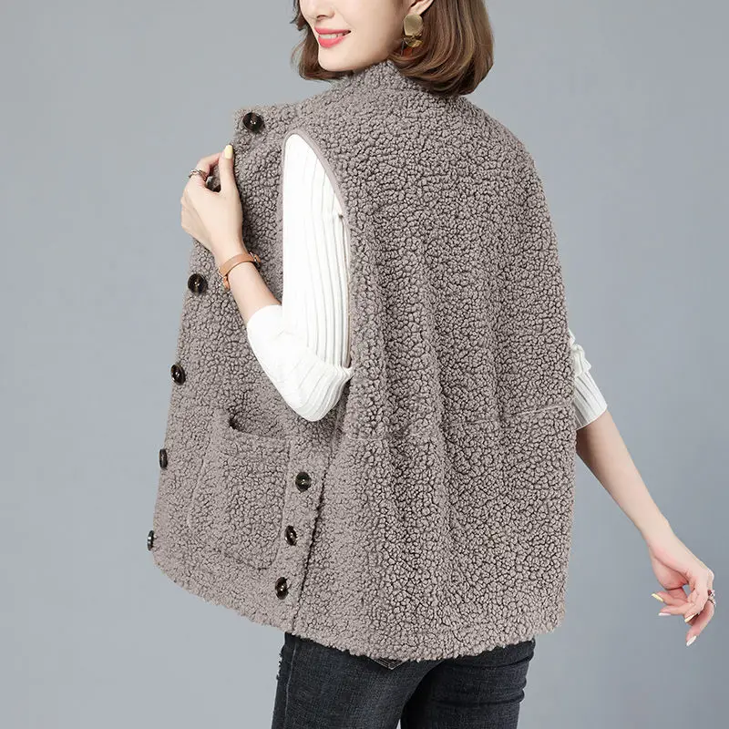 Women's Waistcoat In Autumn Winter of Newest Fashion Imitation Lamb Fur and Fur Loose Korean Version Sleeveless Vest Style V133
Women's Waistcoat In Autumn Winter of Newest Fashion Imitation Lamb Fur and Fur Loose Korean Version Sleeveless Vest Style V133