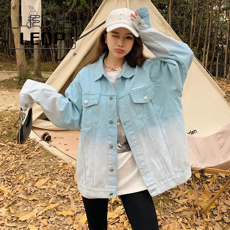 Women's Jacket Washed Gradient Letter Embroidered Denim Jacket Long Sleeve High Street Jacket Tide Brand Versatile Loose Jacket
Women's Jacket Washed Gradient Letter Embroidered Denim Jacket Long Sleeve High Street Jacket Tide Brand Versatile Loose Jacket