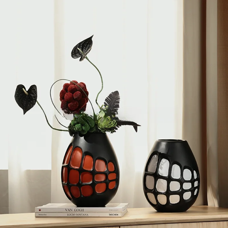 Wedding Cute Black Flower Vase Nordic Design Modern Ikebana Ceramic Vase Aesthetic Luxury Rose Jarrones Room Decoration LK50HP
Wedding Cute Black Flower Vase Nordic Design Modern Ikebana Ceramic Vase Aesthetic Luxury Rose Jarrones Room Decoration LK50HP