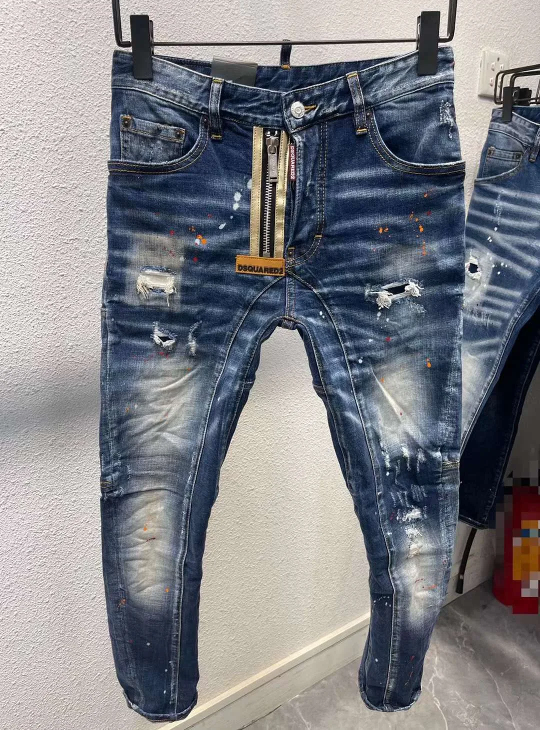 Free Shipping Dsquared2 Jeans Original Quality Brand Mens Jeans Men Straight Denim Trousers Zipper Slim Elastic Jeans Men
Free Shipping Dsquared2 Jeans Original Quality Brand Mens Jeans Men Straight Denim Trousers Zipper Slim Elastic Jeans Men