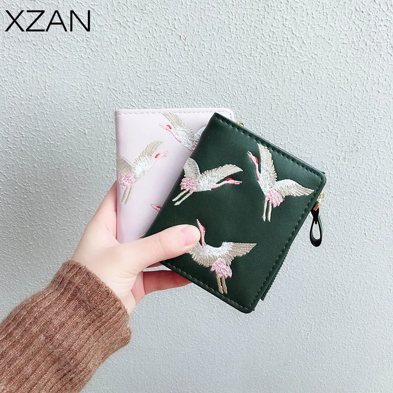Fashion Chinese Style Wallets For Women Card Holders PU Leather Embroidery Vintage Wallet Coin Keeper Trend Designer Bags Clutch
Fashion Chinese Style Wallets For Women Card Holders PU Leather Embroidery Vintage Wallet Coin Keeper Trend Designer Bags Clutch