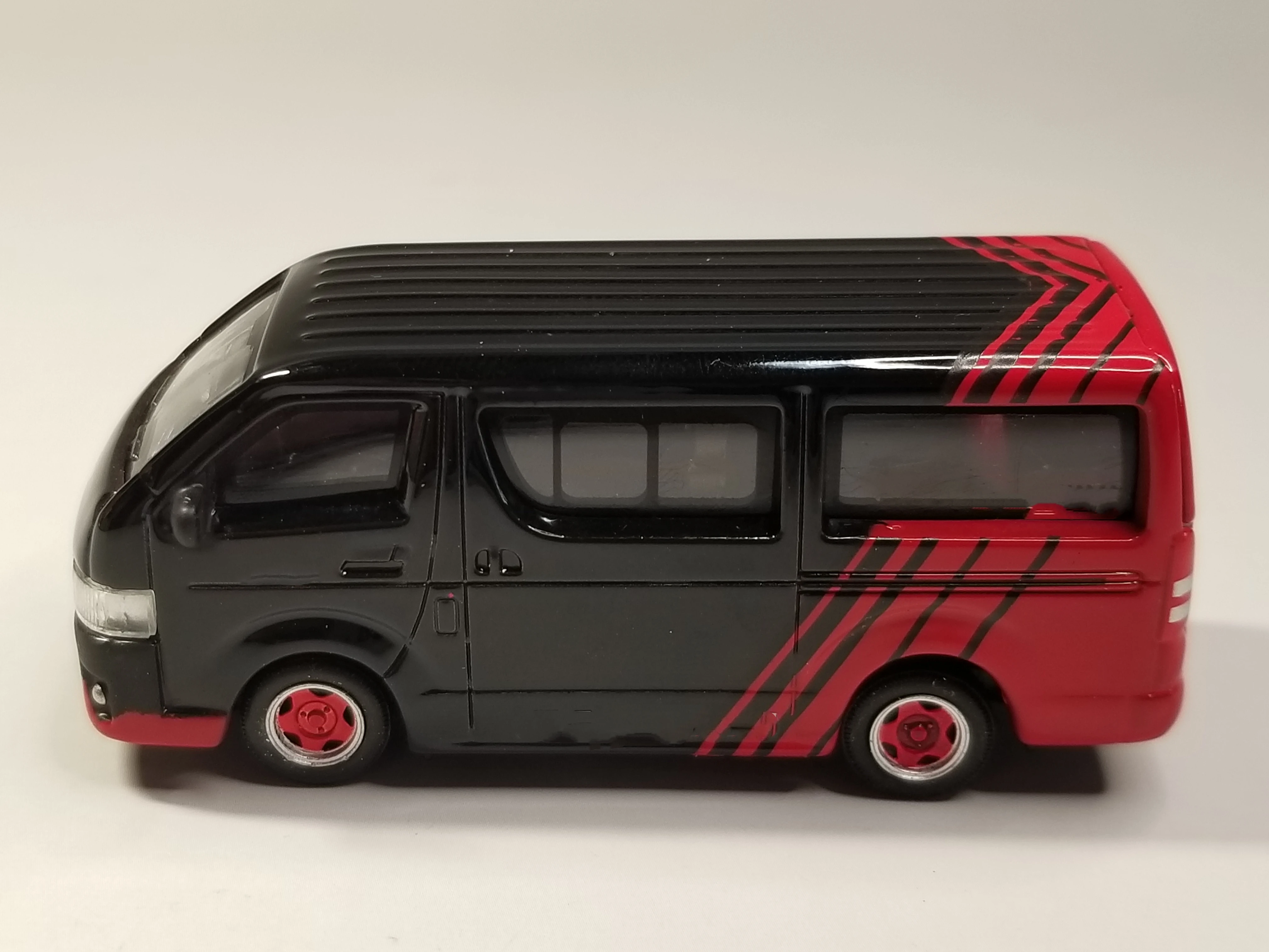 Коллекция крошечных автомобилей 1/64 ATC64938, выставочные ограничения, литой под давлением
Коллекция крошечных автомобилей 1/64 ATC64938, выставочные ограничения, литой под давлением