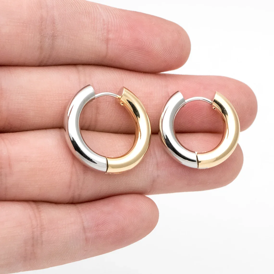 

1 Pairs Gold and Silver Two Tone Chunky Hoop Huggies, 4mm Thick, Stainless Steel Earrings