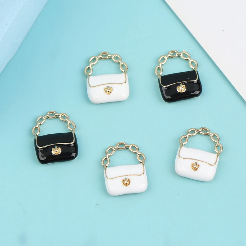 4 шт., креативная миниатюрная металлическая сумочка в масштабе 1:12 для кукольного домика, модная сумка, аксессуары для кукольного домика, чер...
4 шт., креативная миниатюрная металлическая сумочка в масштабе 1:12 для кукольного домика, модная сумка, аксессуары для кукольного домика, чер...