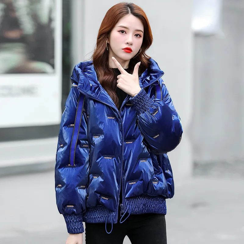 2022 Winter Women Coat Short Shiny Warm Down Cotton Jacket Thicken Women Fashion Brand Oversized Jacket Women Parkas 
2022 Winter Women Coat Short Shiny Warm Down Cotton Jacket Thicken Women Fashion Brand Oversized Jacket Women Parkas