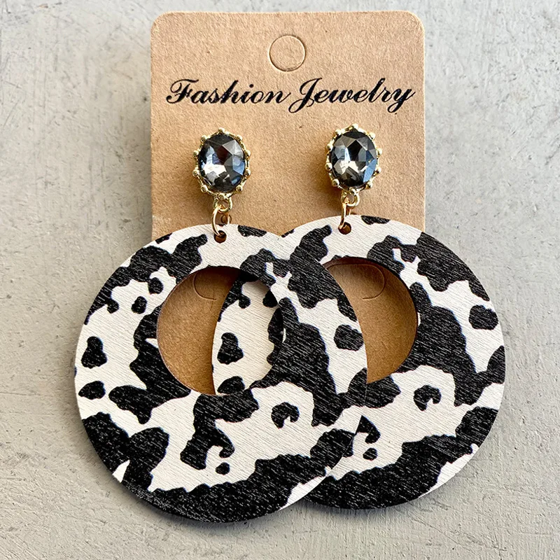 2021 Jewelry European and American Retro Style Wood and Wooden Earrings Creative Ins Cow Leopard Ring Exaggerated Earrings
2021 Jewelry European and American Retro Style Wood and Wooden Earrings Creative Ins Cow Leopard Ring Exaggerated Earrings
