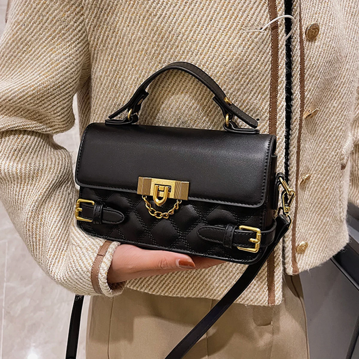 2023 New Trendy Small Square Handbags For Women Casual Retro Solid Messenger Bags Female Buckle Chain Shoulder Bag Bolso Mujer
2023 New Trendy Small Square Handbags For Women Casual Retro Solid Messenger Bags Female Buckle Chain Shoulder Bag Bolso Mujer