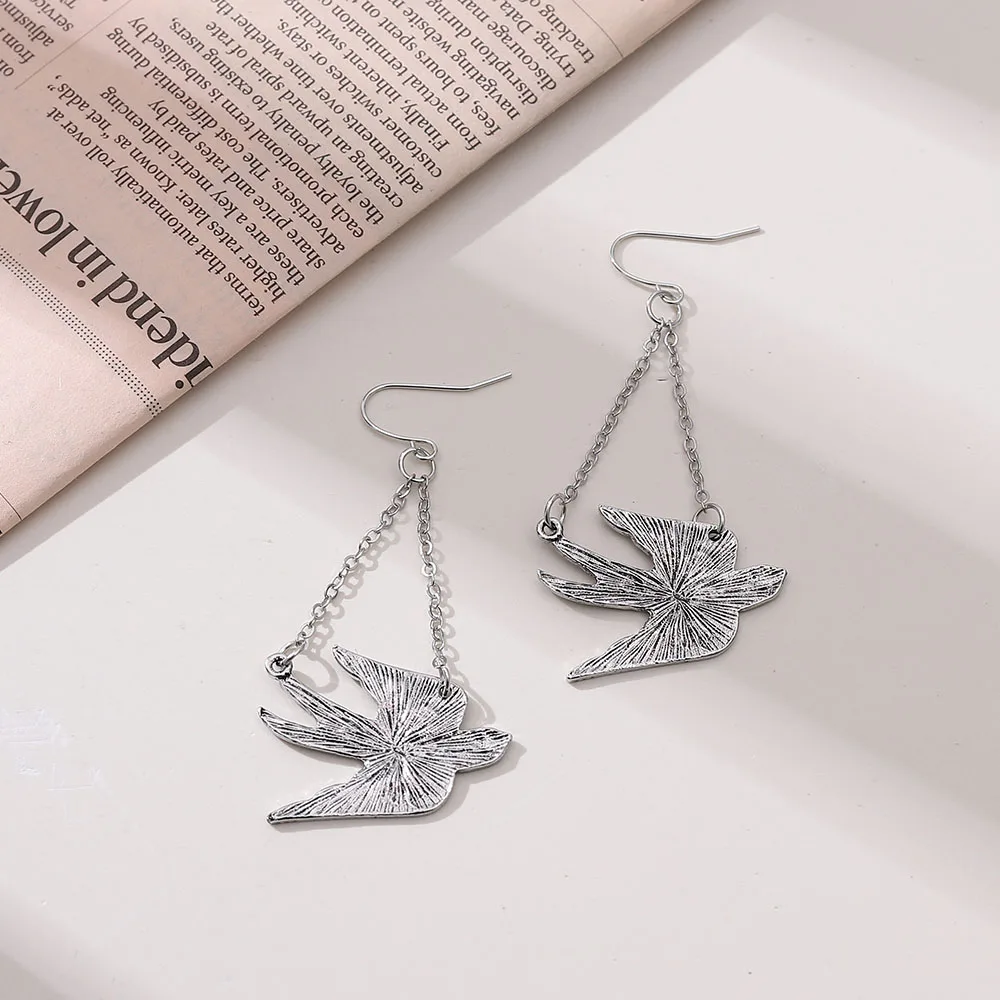 Ins New Little Bird Drop Earring Long Hanging Earrings for Women Elegant Girl Tassel Earring Stylish Jewelry Personality Gift
Ins New Little Bird Drop Earring Long Hanging Earrings for Women Elegant Girl Tassel Earring Stylish Jewelry Personality Gift