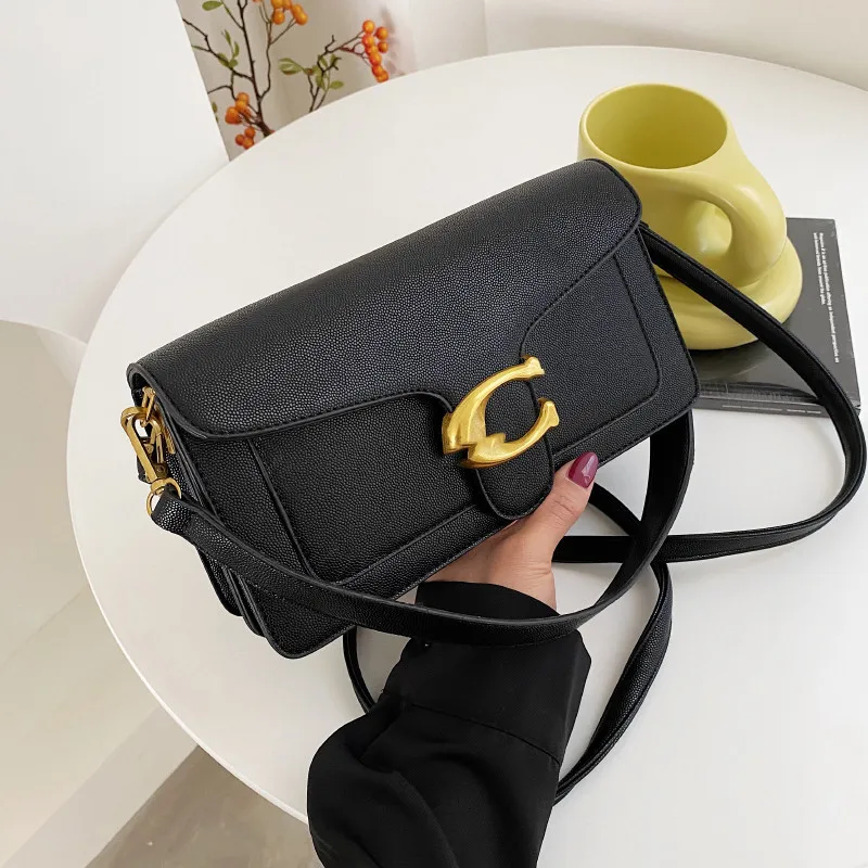 Women's 2023 New Fashion Caviar Small Square Oblique Straddle L Handheld Bags
Women's 2023 New Fashion Caviar Small Square Oblique Straddle L Handheld Bags