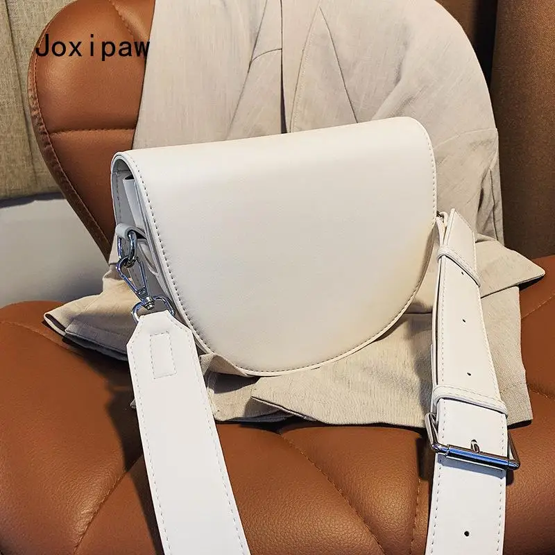 2021 Women's New Vintage Solid Color Saddle Bag Premium Pu Leather Designer Handbag Wide Strap One Shoulder Messenger Bag
2021 Women's New Vintage Solid Color Saddle Bag Premium Pu Leather Designer Handbag Wide Strap One Shoulder Messenger Bag