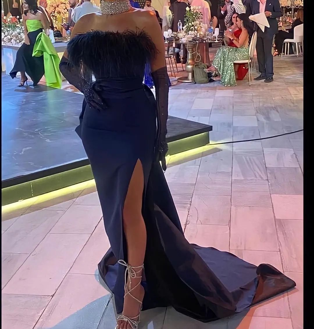 Sapmae Strapless Feather Sequined Sheath Vent Court Train Zipper Up Ball Gown Prom Formal Evenning Party Dress For Women
Sapmae Strapless Feather Sequined Sheath Vent Court Train Zipper Up Ball Gown Prom Formal Evenning Party Dress For Women