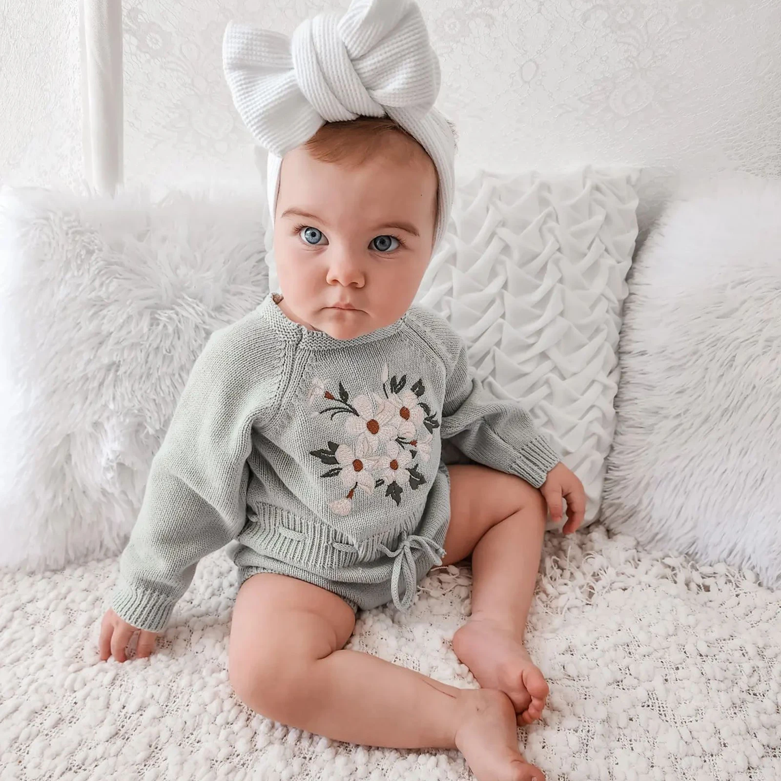 Baby Girls Casual Sweater Romper Long Sleeve Floral Embroidery Drawstring Princess Knitted Bodysuits Baby Fall Knitwear Clothes
Baby Girls Casual Sweater Romper Long Sleeve Floral Embroidery Drawstring Princess Knitted Bodysuits Baby Fall Knitwear Clothes