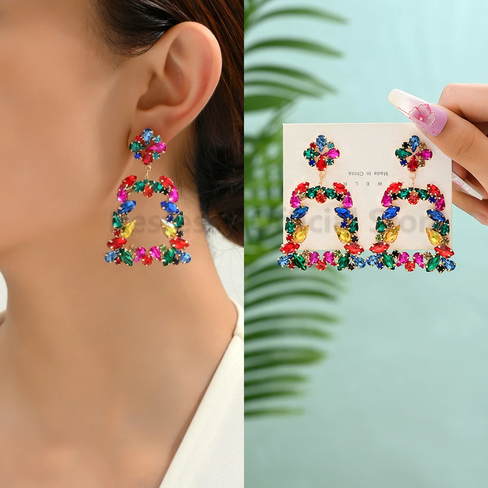 Shiny Rhinestone Decor Colorful Drop Dangle Earrings For Women 2023 Summer Luxury Original Geometric Beach Party Elegant Jewelry 
Shiny Rhinestone Decor Colorful Drop Dangle Earrings For Women 2023 Summer Luxury Original Geometric Beach Party Elegant Jewelry