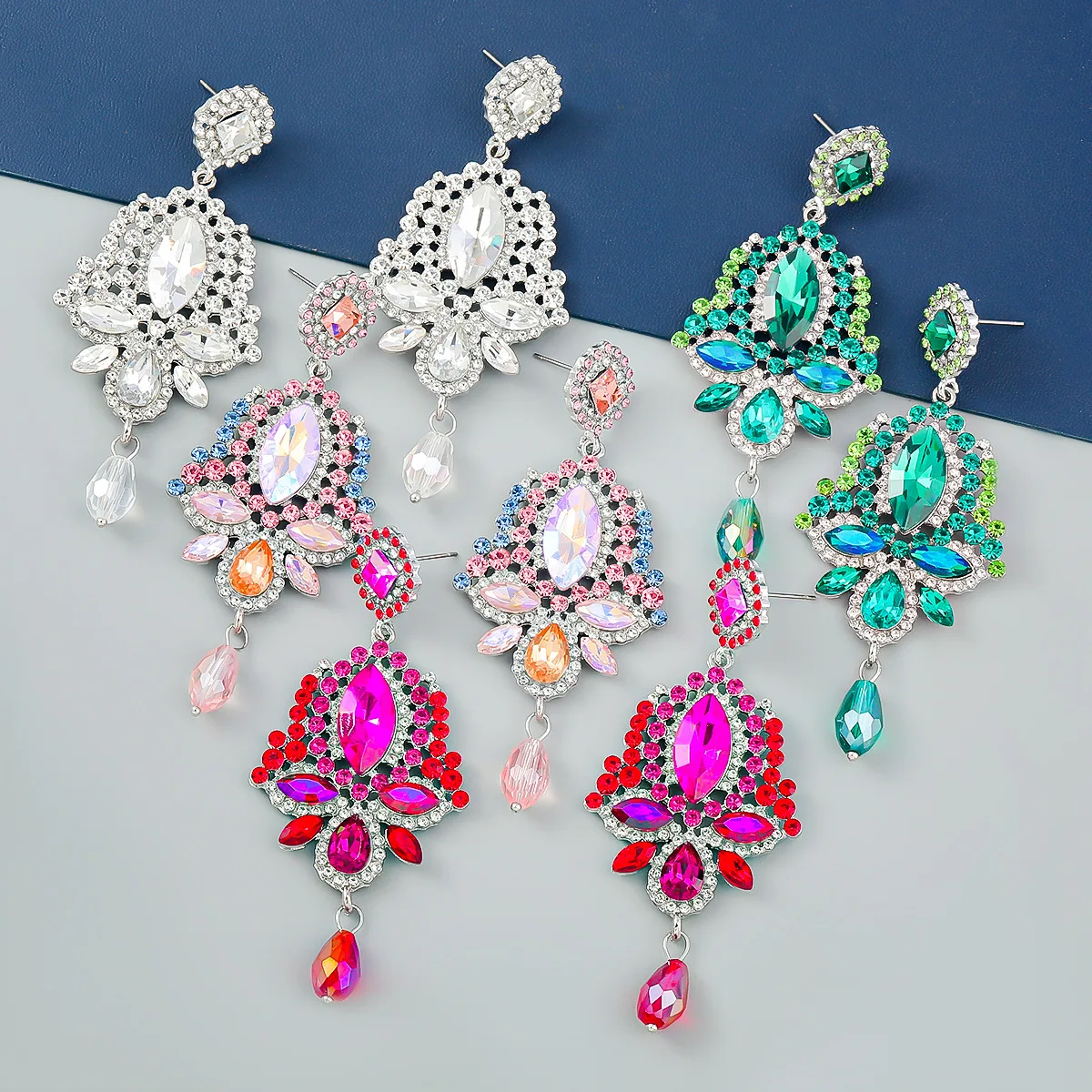 new trend rhinestone total geometric earrings dangle women's earrings dinner party wedding accessories fashion statement jewelry
new trend rhinestone total geometric earrings dangle women's earrings dinner party wedding accessories fashion statement jewelry